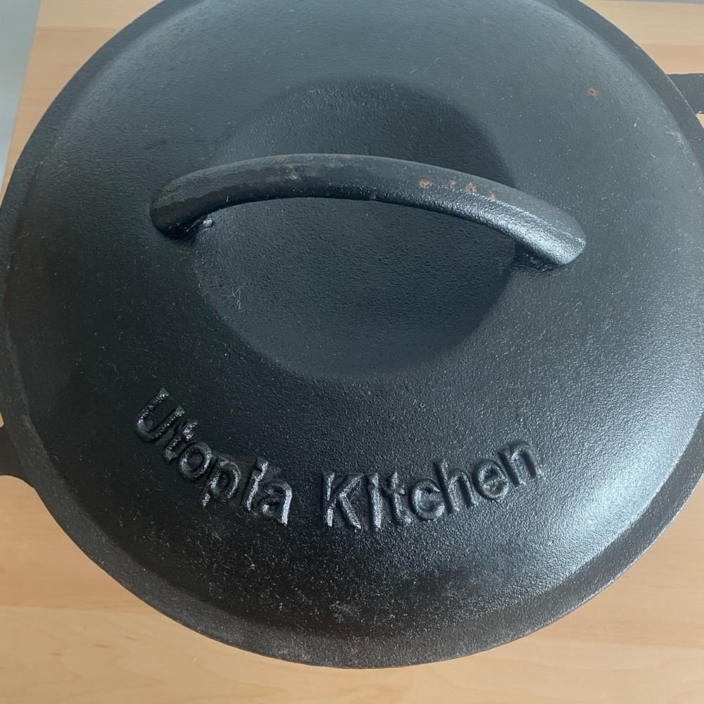 Copia Kitchen Black Matte Cast Iron Cookware Lid